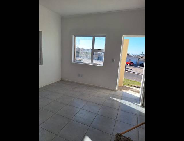 3 BEDROOM HOUSE FOR SALE IN SALDANHA
